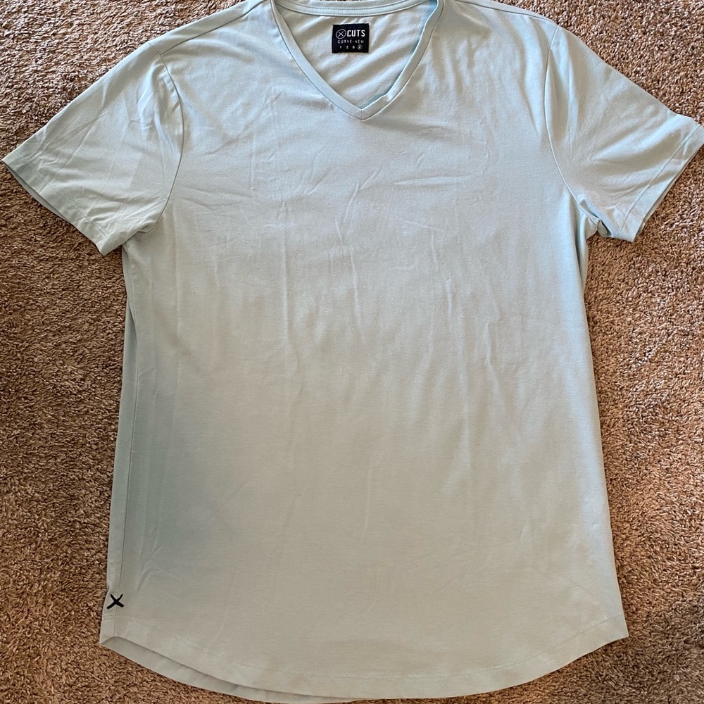 Cuts t shirt